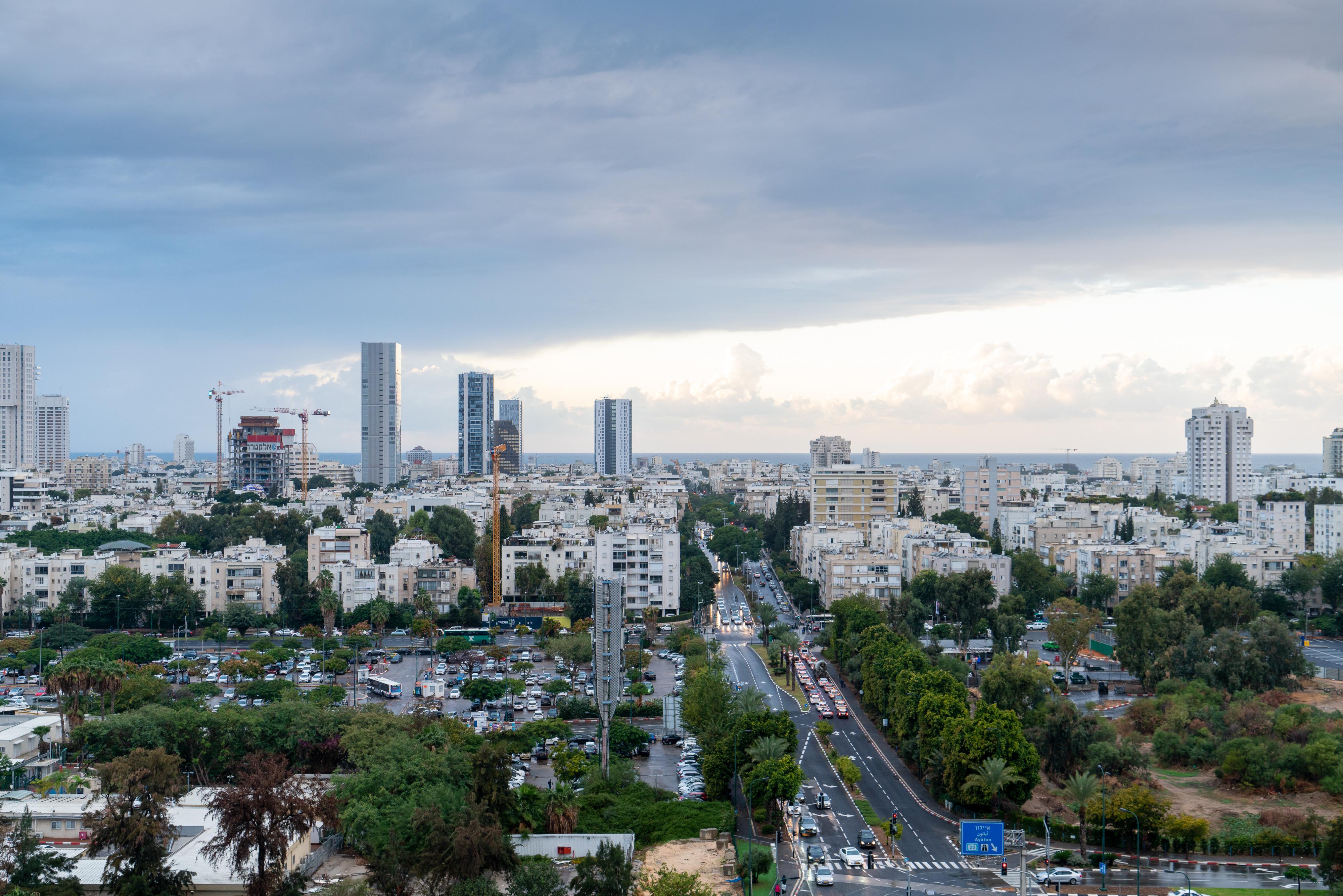 레오나르도 시티 타워 호텔 Giv'atayim 외부 사진 View of Giv'at Shmuel