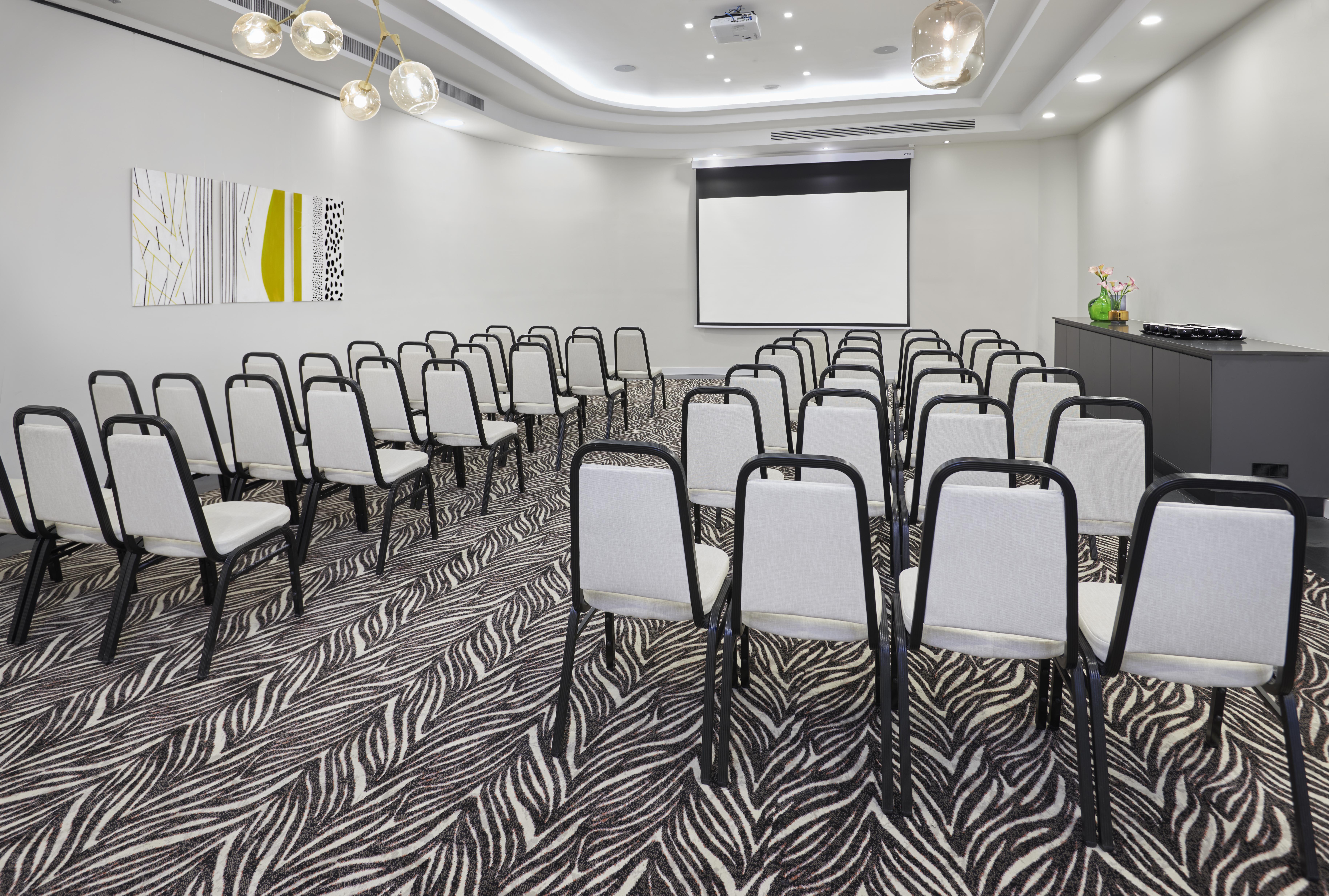 레오나르도 시티 타워 호텔 Giv'atayim 외부 사진 Meeting room