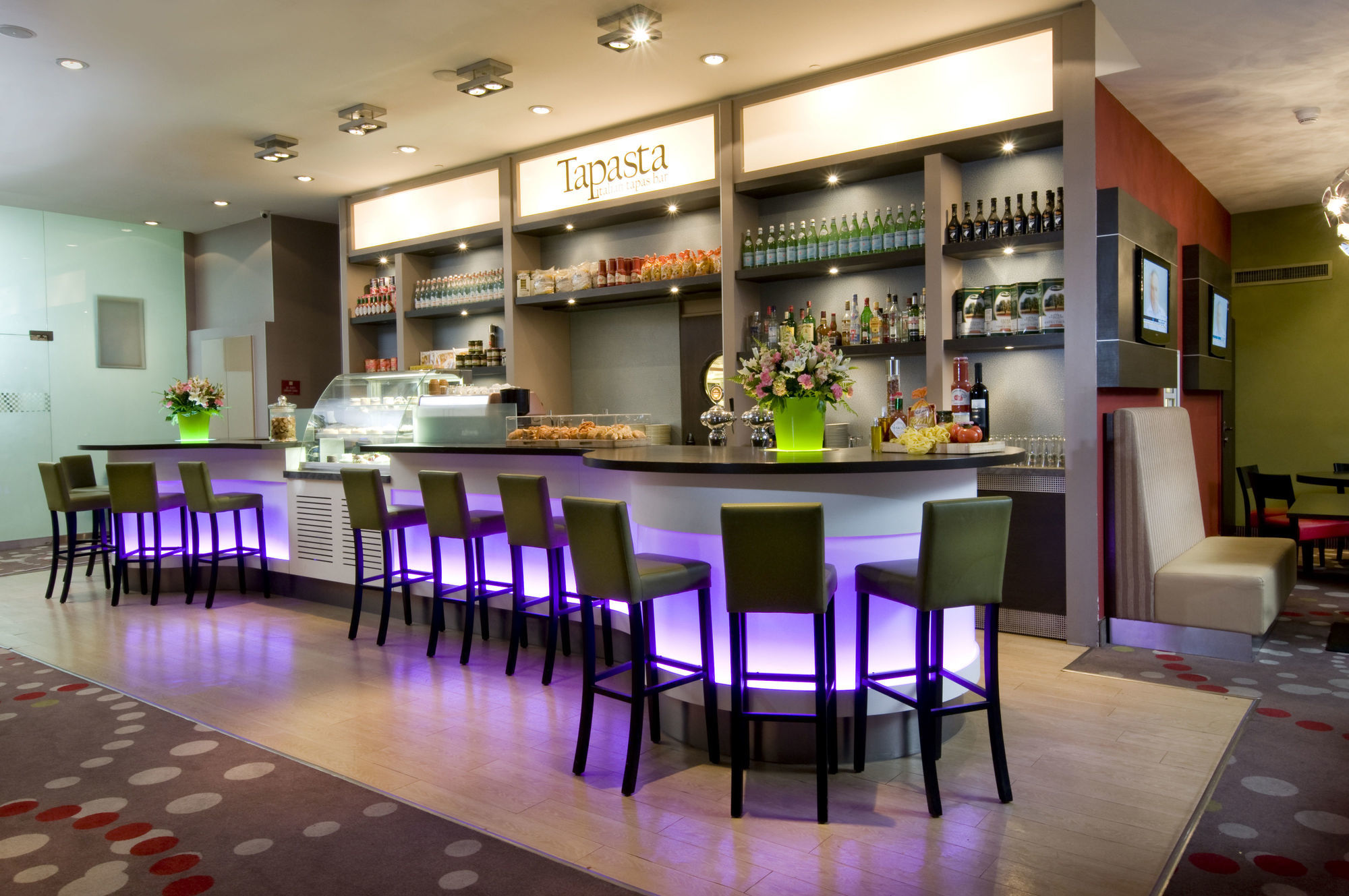 레오나르도 시티 타워 호텔 Giv'atayim 외부 사진 Bar