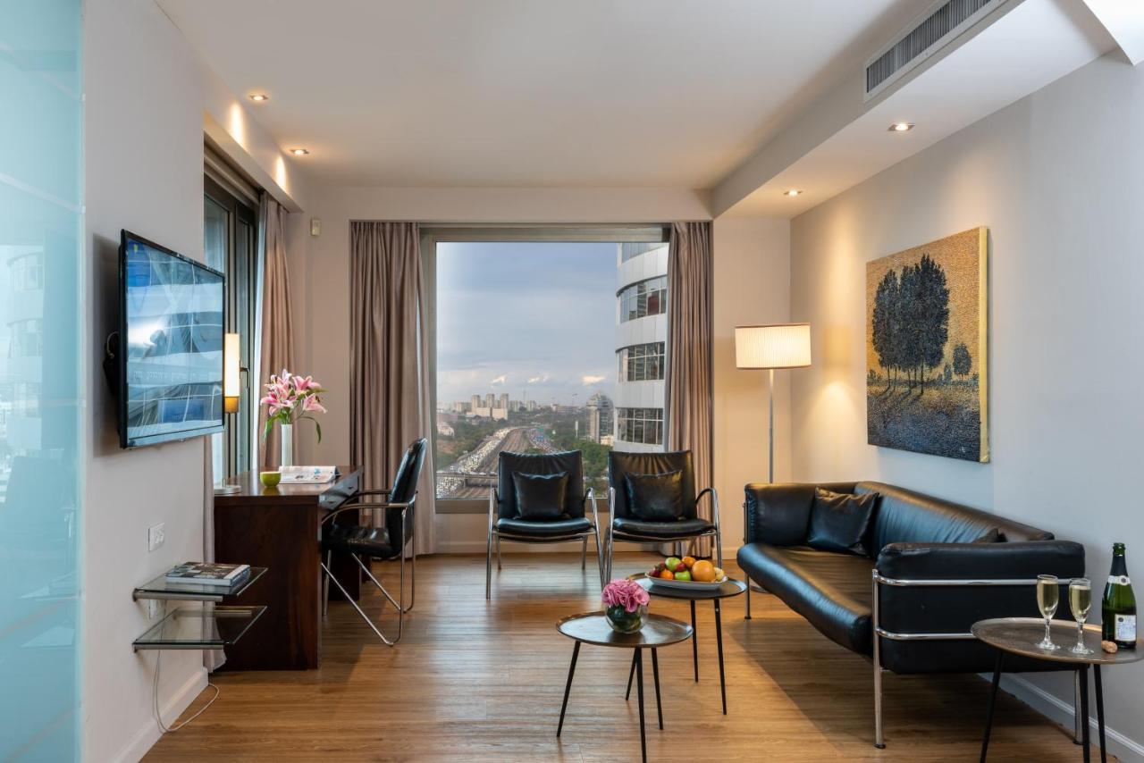 레오나르도 시티 타워 호텔 Giv'atayim 외부 사진 A suite at the hotel